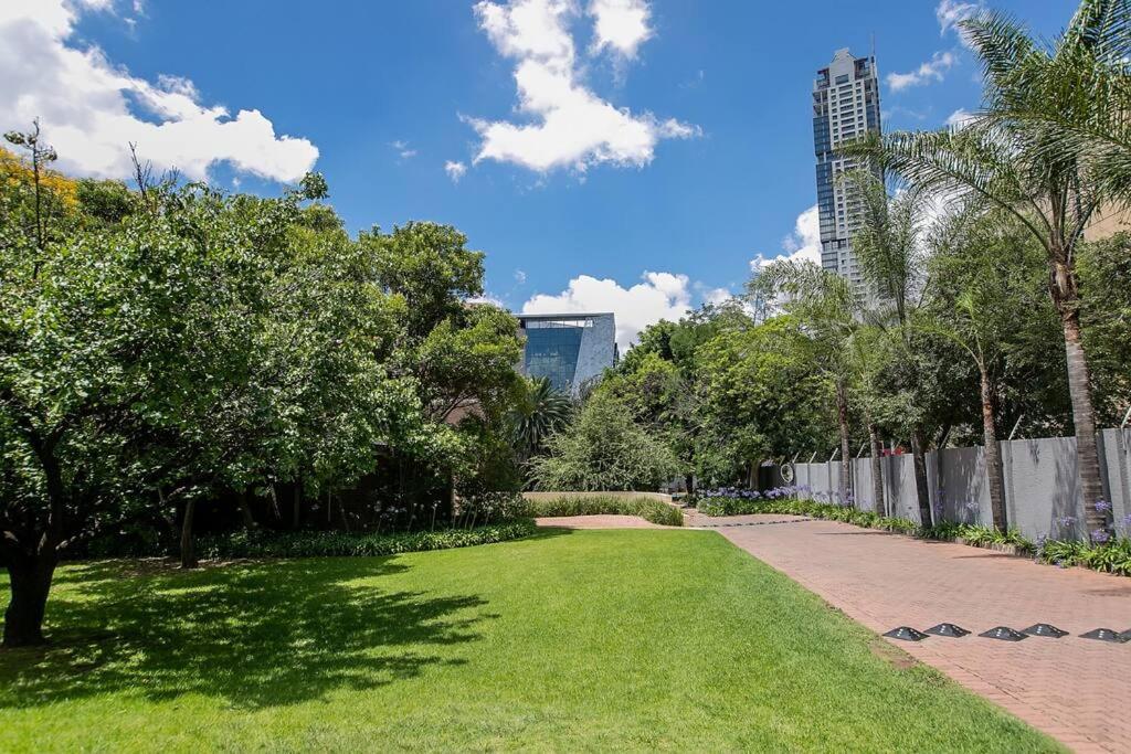 Majuba Place Sandton Executive Studio Johannesburg