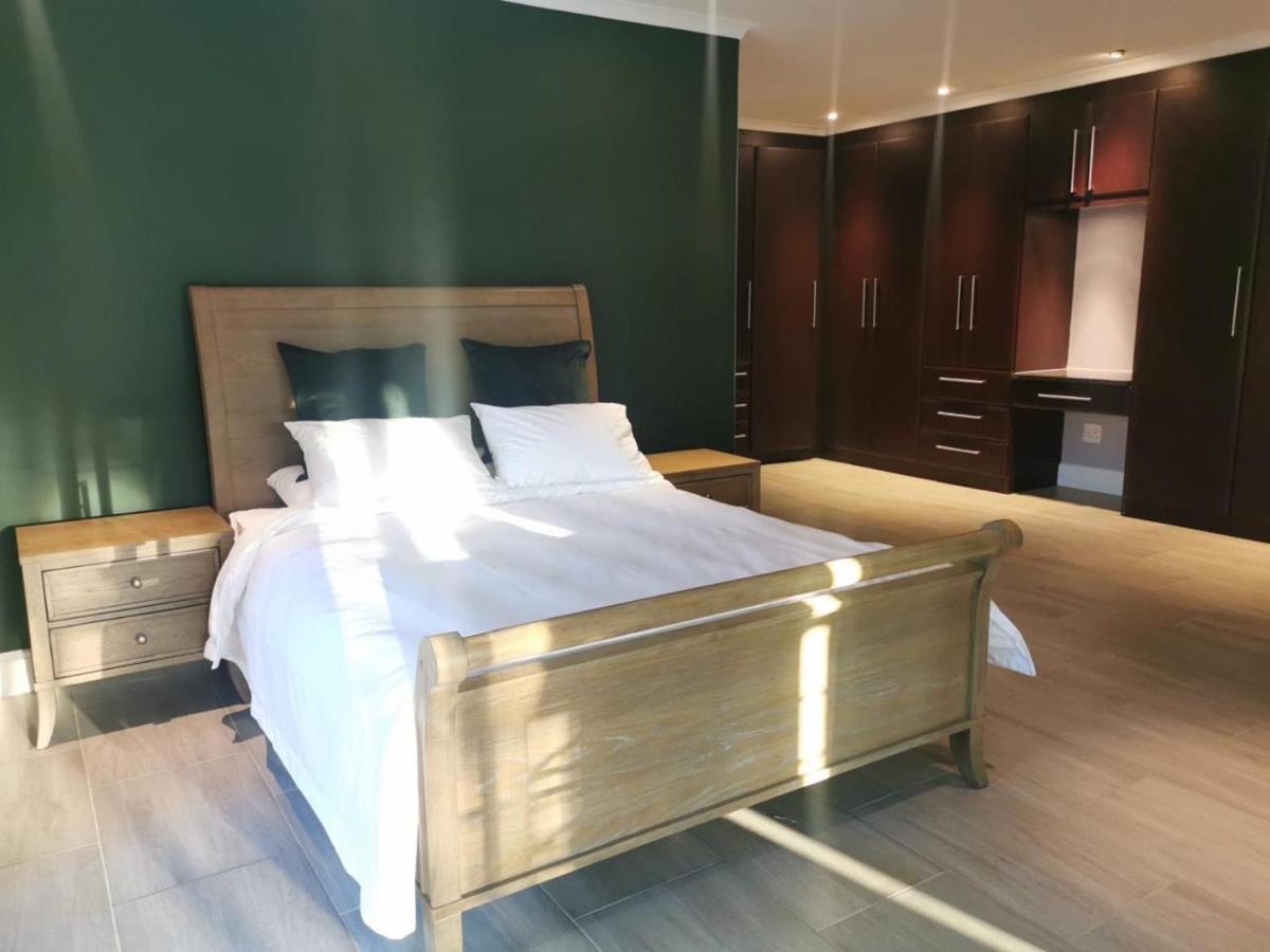Guest house 468 On Bath Johannesburg