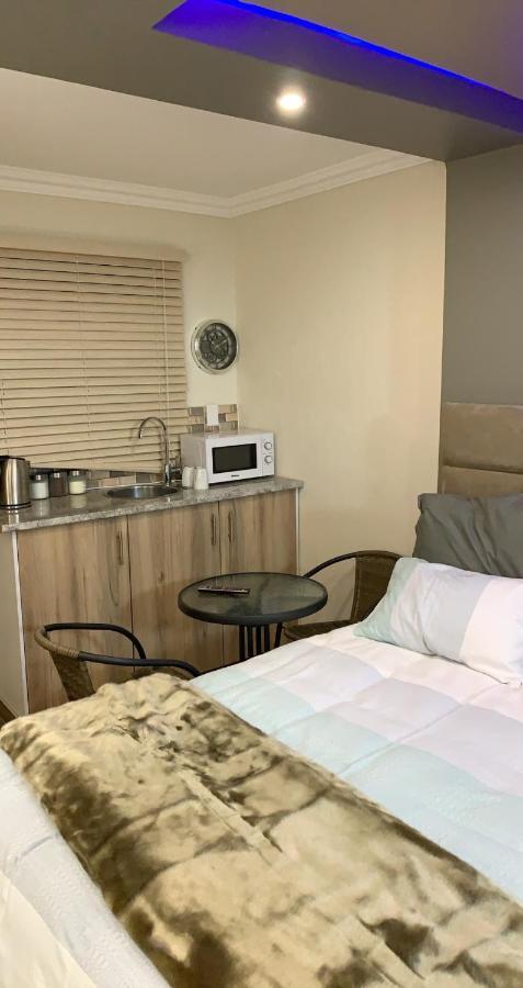 Made Guest house Johannesburg