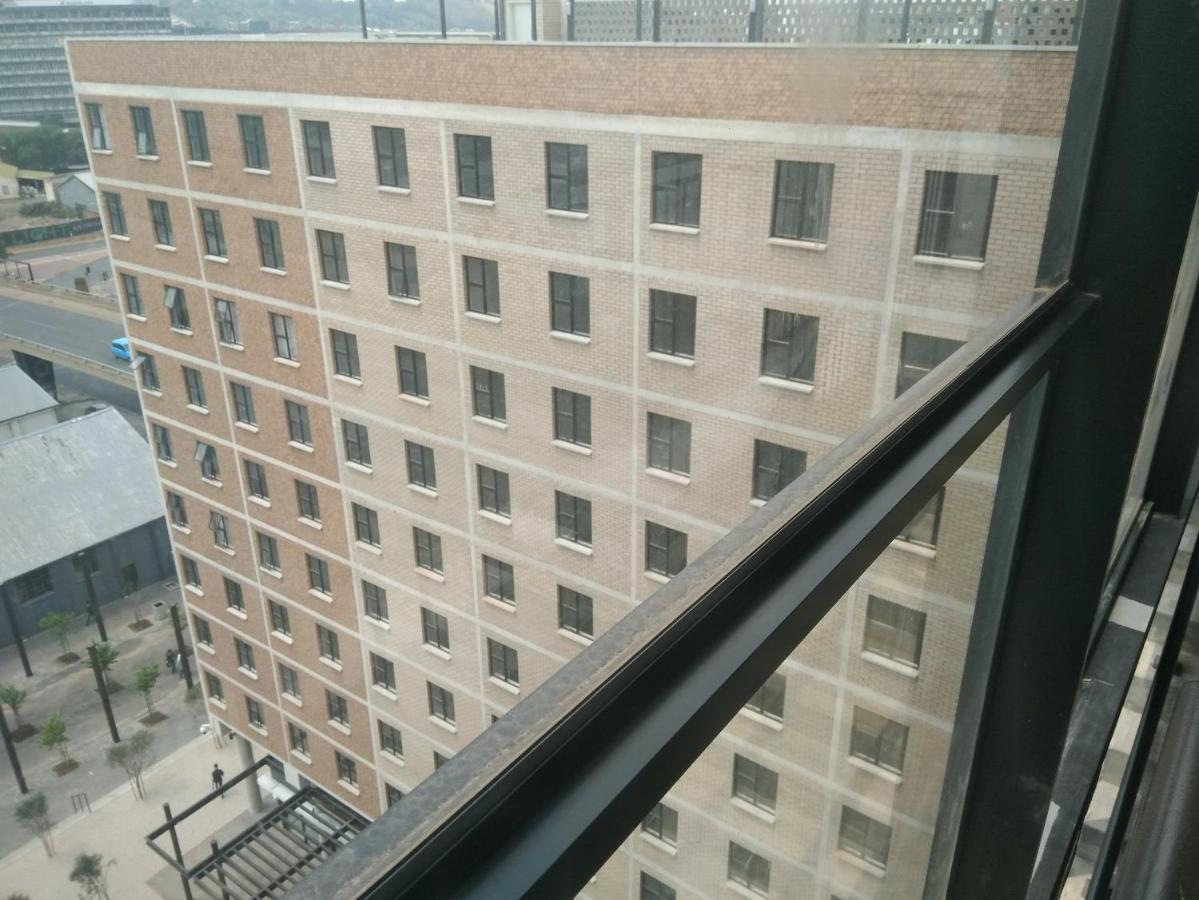 Moved 23 Whitaker Jeppestown Apartment Johannesburg