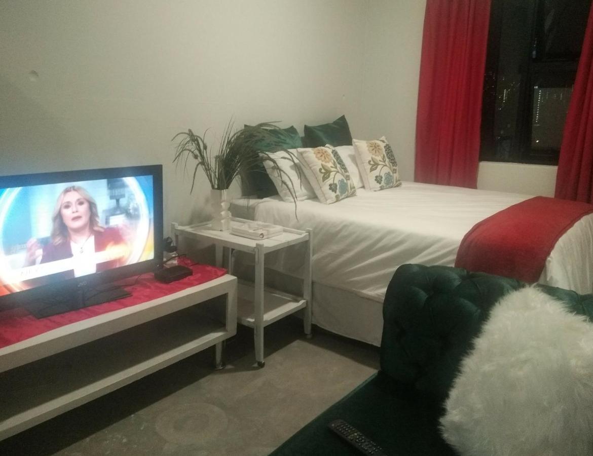Moved 23 Whitaker Jeppestown Apartment *