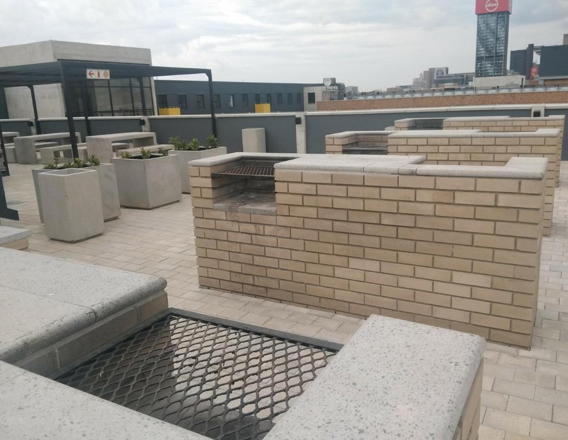 Moved 23 Whitaker Jeppestown Apartment *