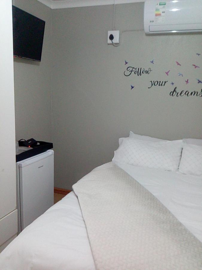 Tlelakufuma Guest house *