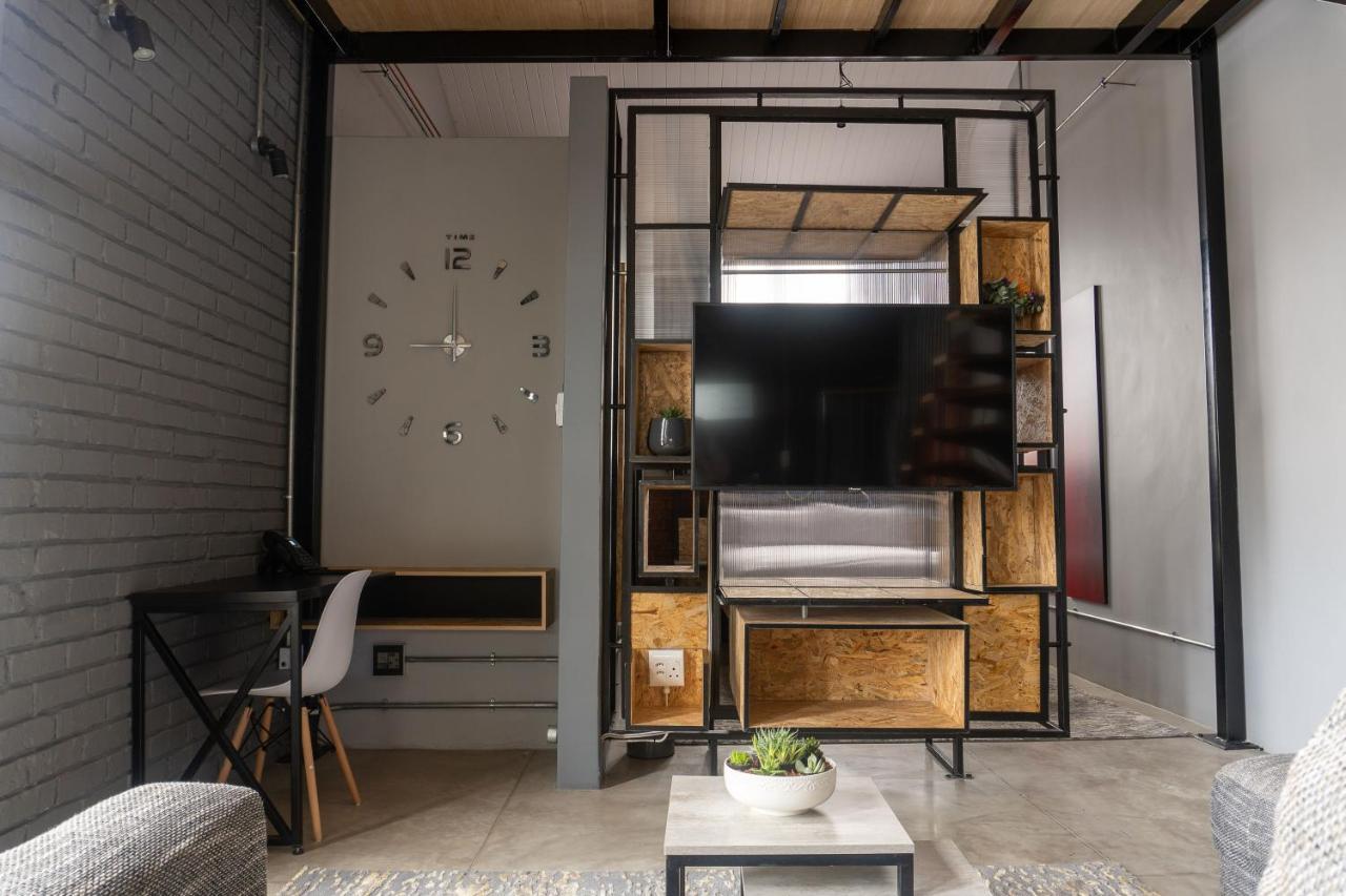 Lilian Lofts & * Johannesburg