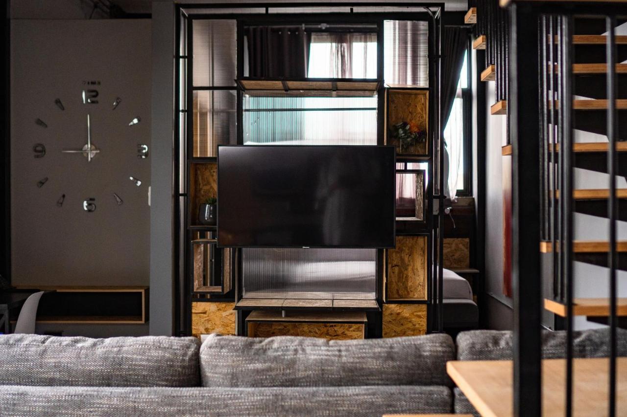 Lilian Lofts & Apartment *