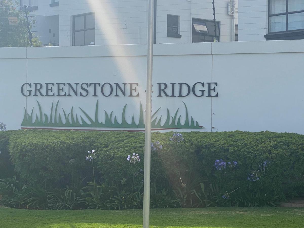 Greenstone Ridge Apartment Johannesburg