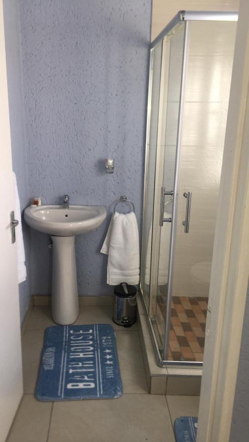 Nhà khách Dzuni Johannesburg