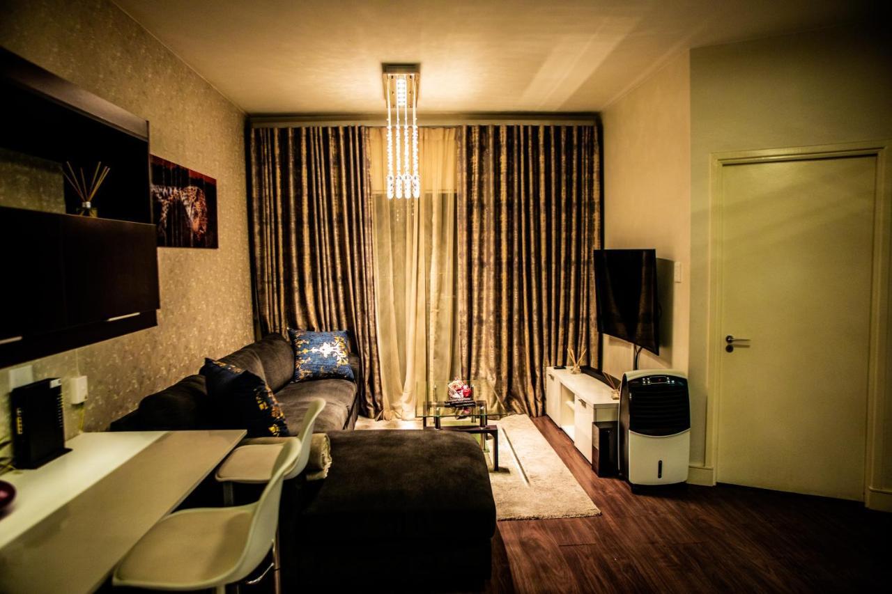 The Green Pillar Apartment *