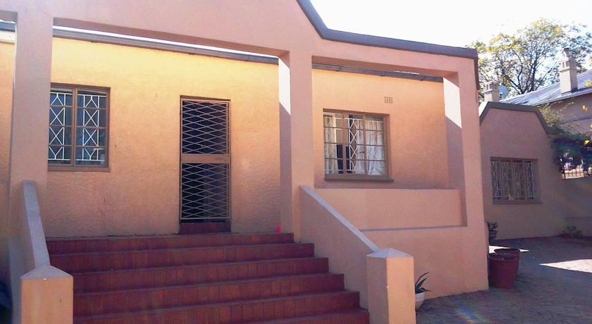 Nhà khách Suburbian Johannesburg