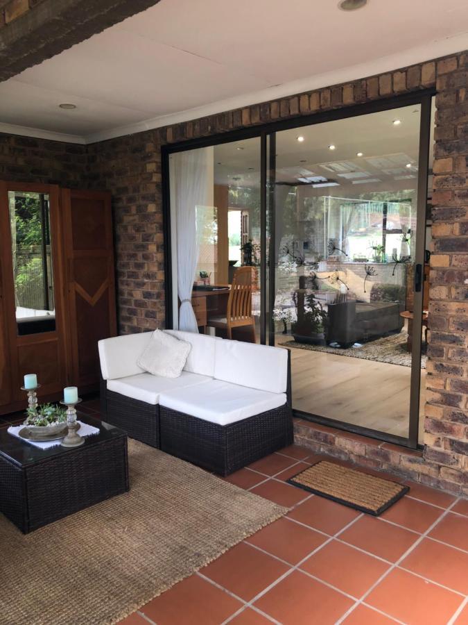Waybury - A Cozy From ! Johannesburg
