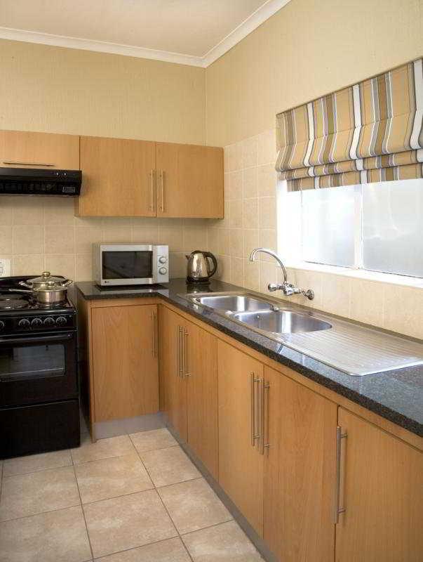 Hotel Don Eastgate 3*