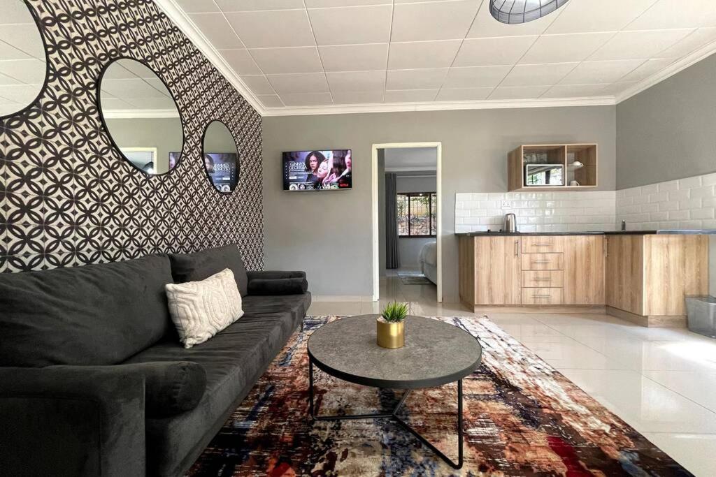 57 On Stighling Luxury Studio 4 * Joanesburgo
