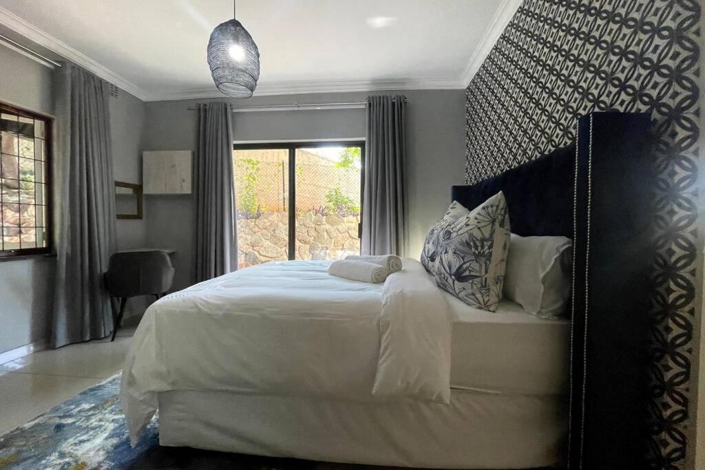 57 On Stighling Luxury Studio 4 Apartamento