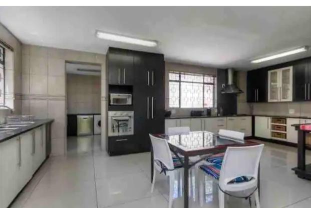 Holiday home Exquisite Hide Out In Sandton Johannesburg