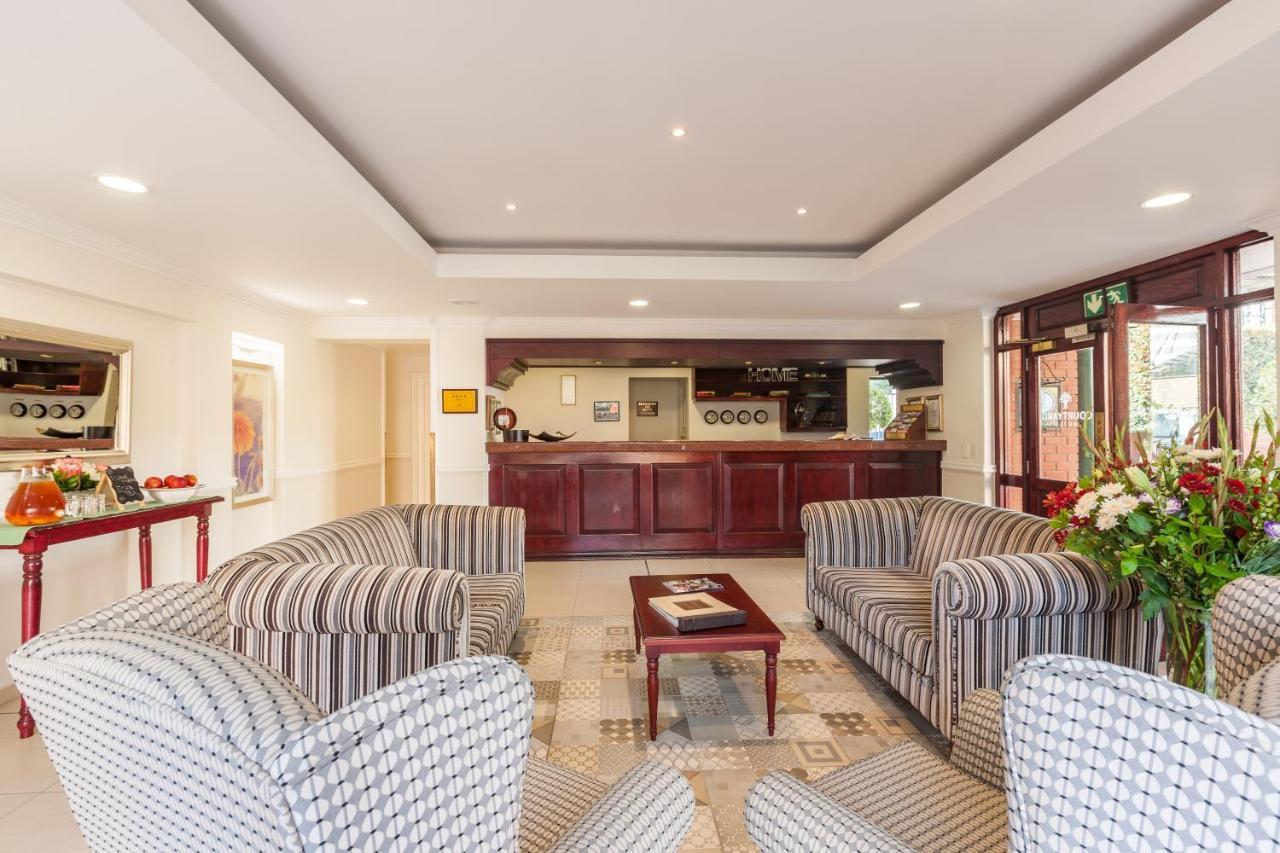 Hotel Courtyard Rosebank