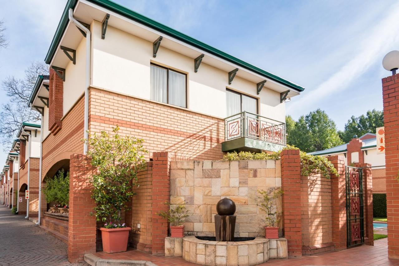 Hotel Courtyard Rosebank