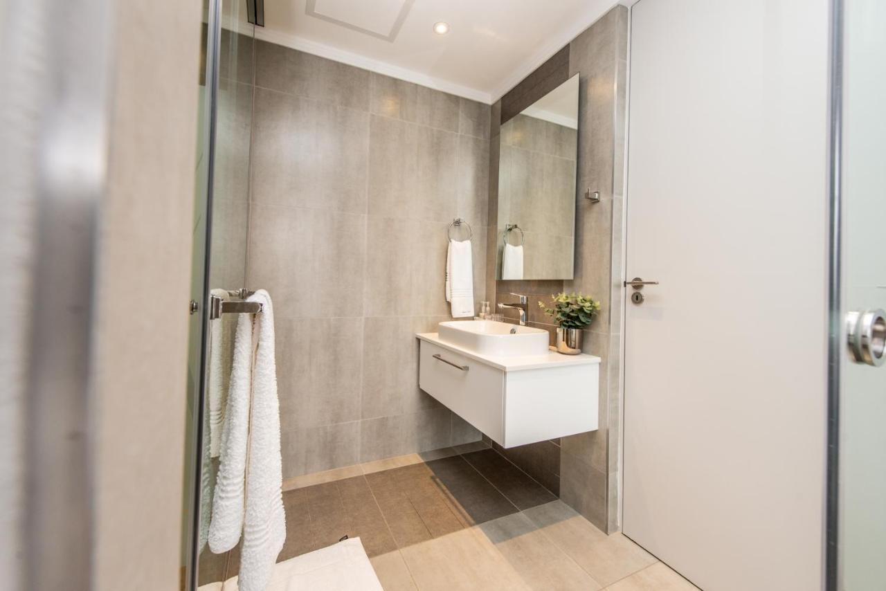 8th Floor, 2 Bedroom Luxury Masingita! Apartment *