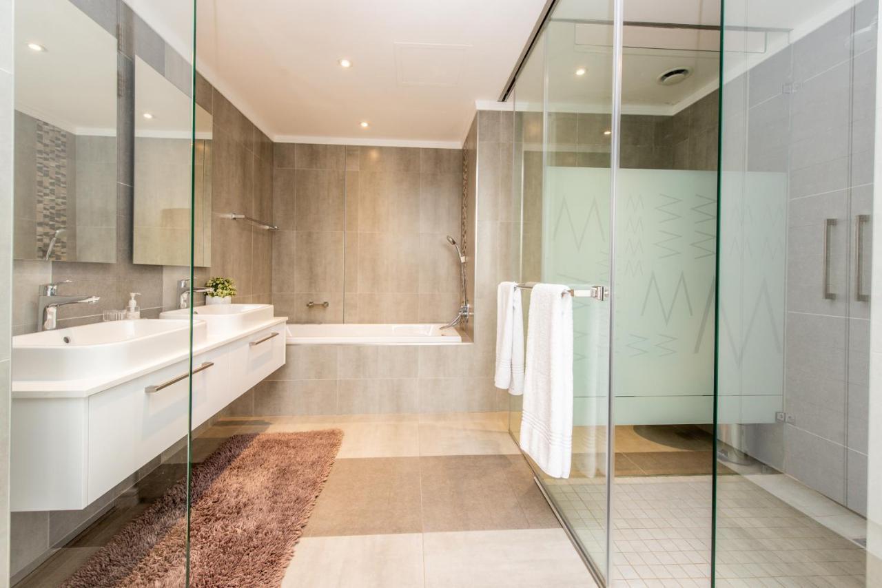 Apartment 8th Floor, 2 Bedroom Luxury Masingita!