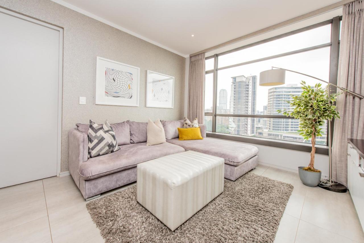8th Floor, 2 Bedroom Luxury Masingita! Apartment *