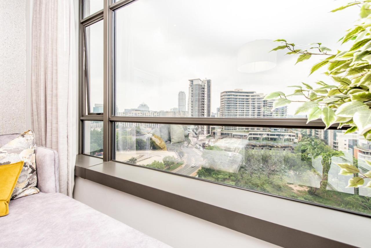Apartment 8th Floor, 2 Bedroom Luxury Masingita!