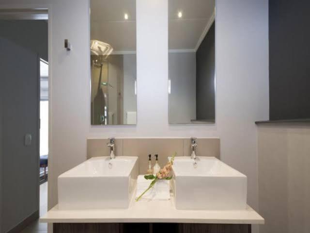 Apartment Sandton Luxury Johannesburg