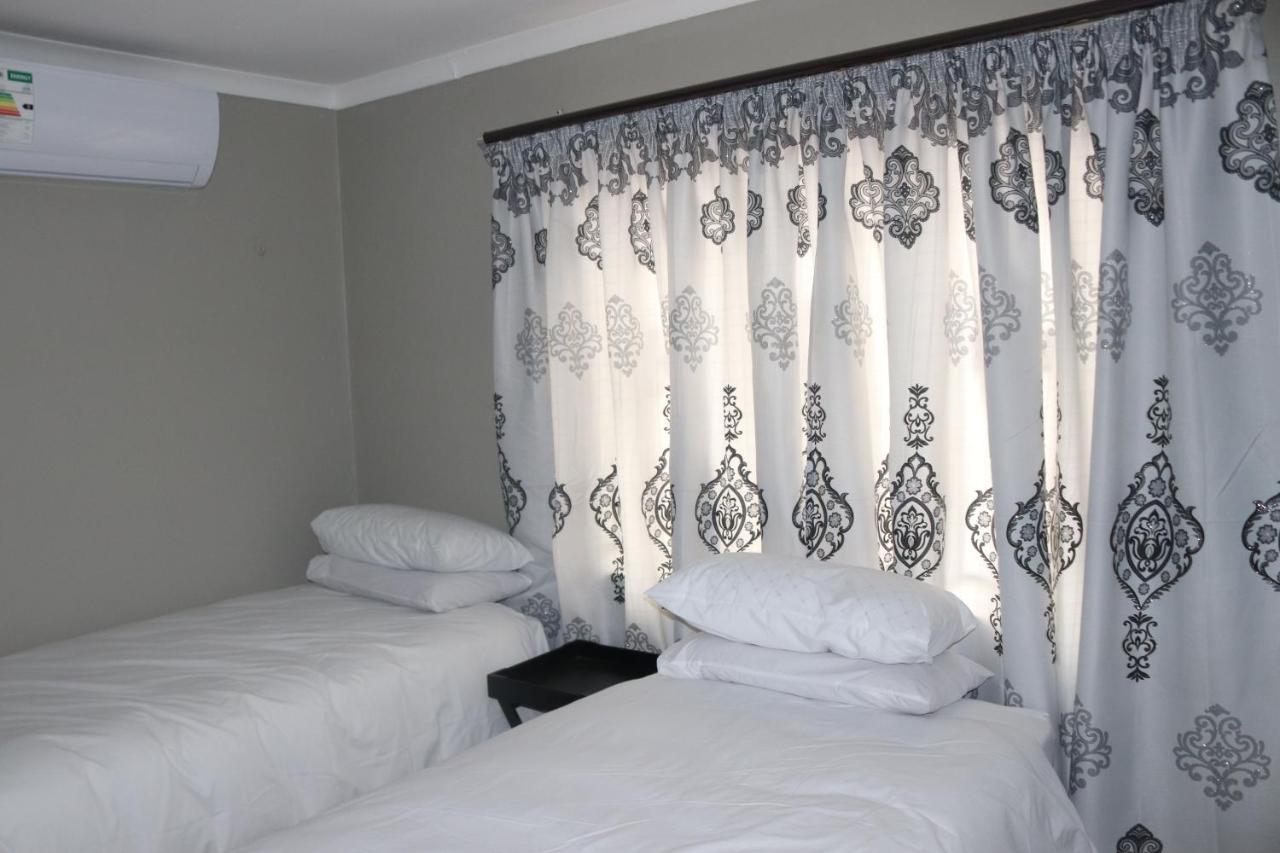 Tlelakufuma Johannesburg