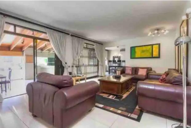 Holiday home Exquisite Hide Out In Sandton
