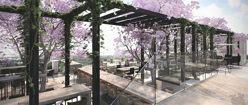 Four Seasons The Westcliff