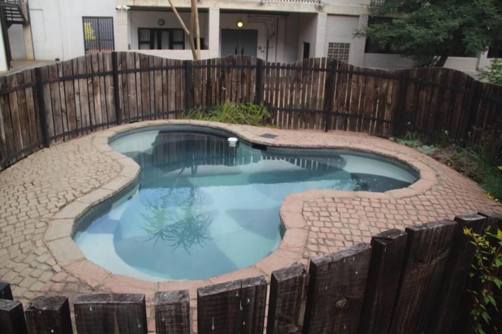 Liyakhanya House Apartment Johannesburg