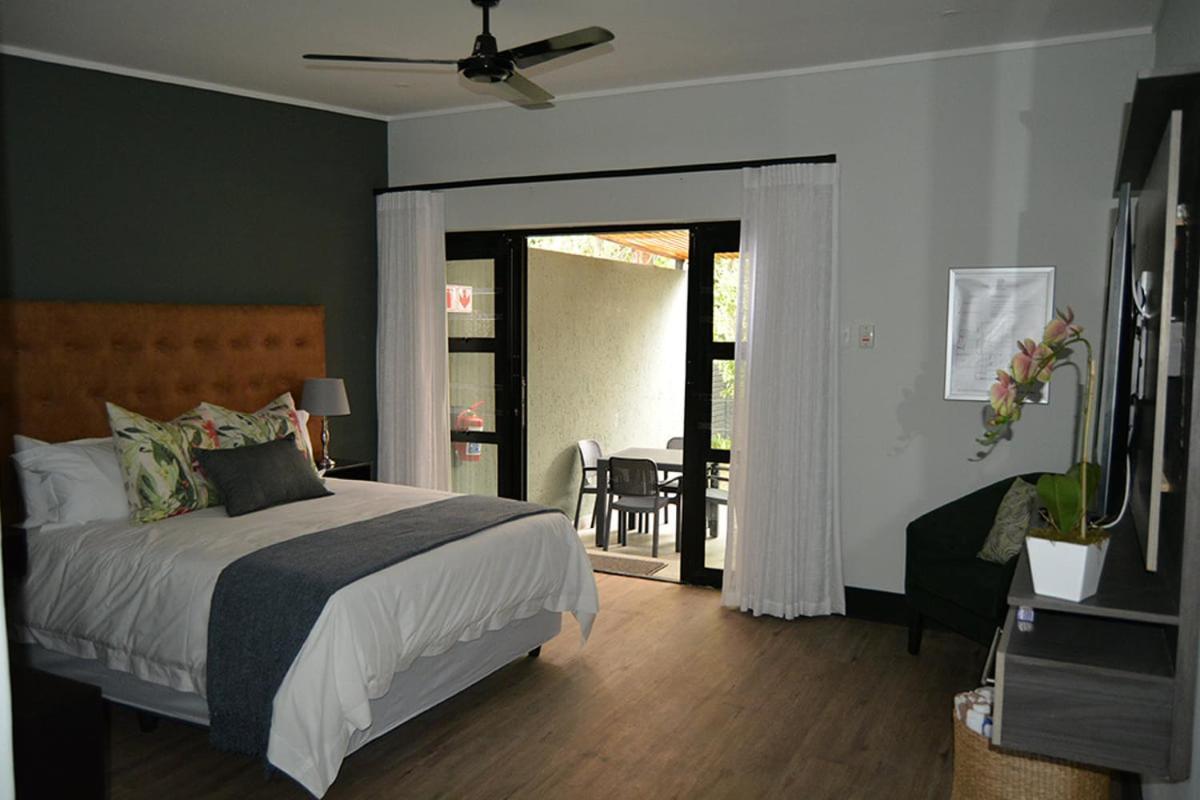 The 6 On Vrede Gasthof
