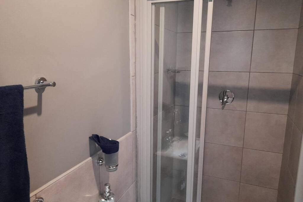Luxury 5min Walk To Gandhi Square + Wifi * Johannesburg