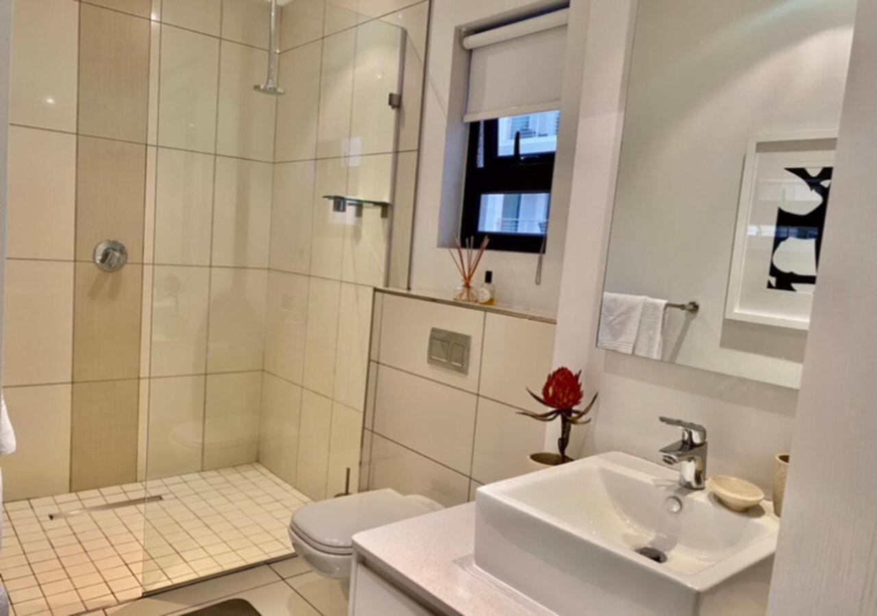 Apartment One Hyde Park Sandton