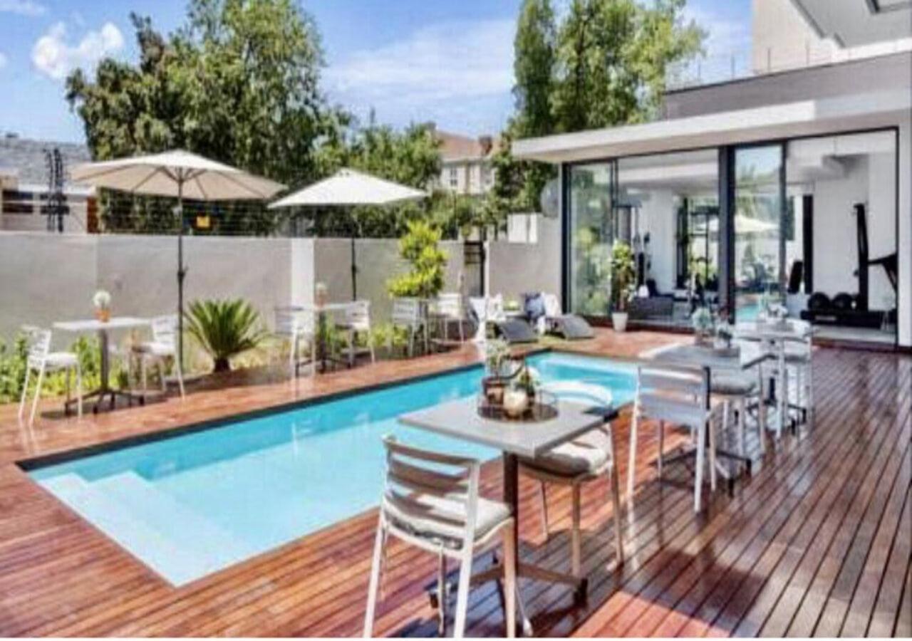 One Hyde Park Sandton * Johannesburg