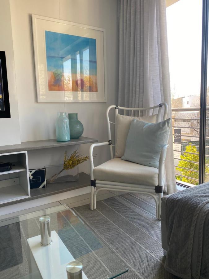 One Hyde Park Sandton * Johannesburg