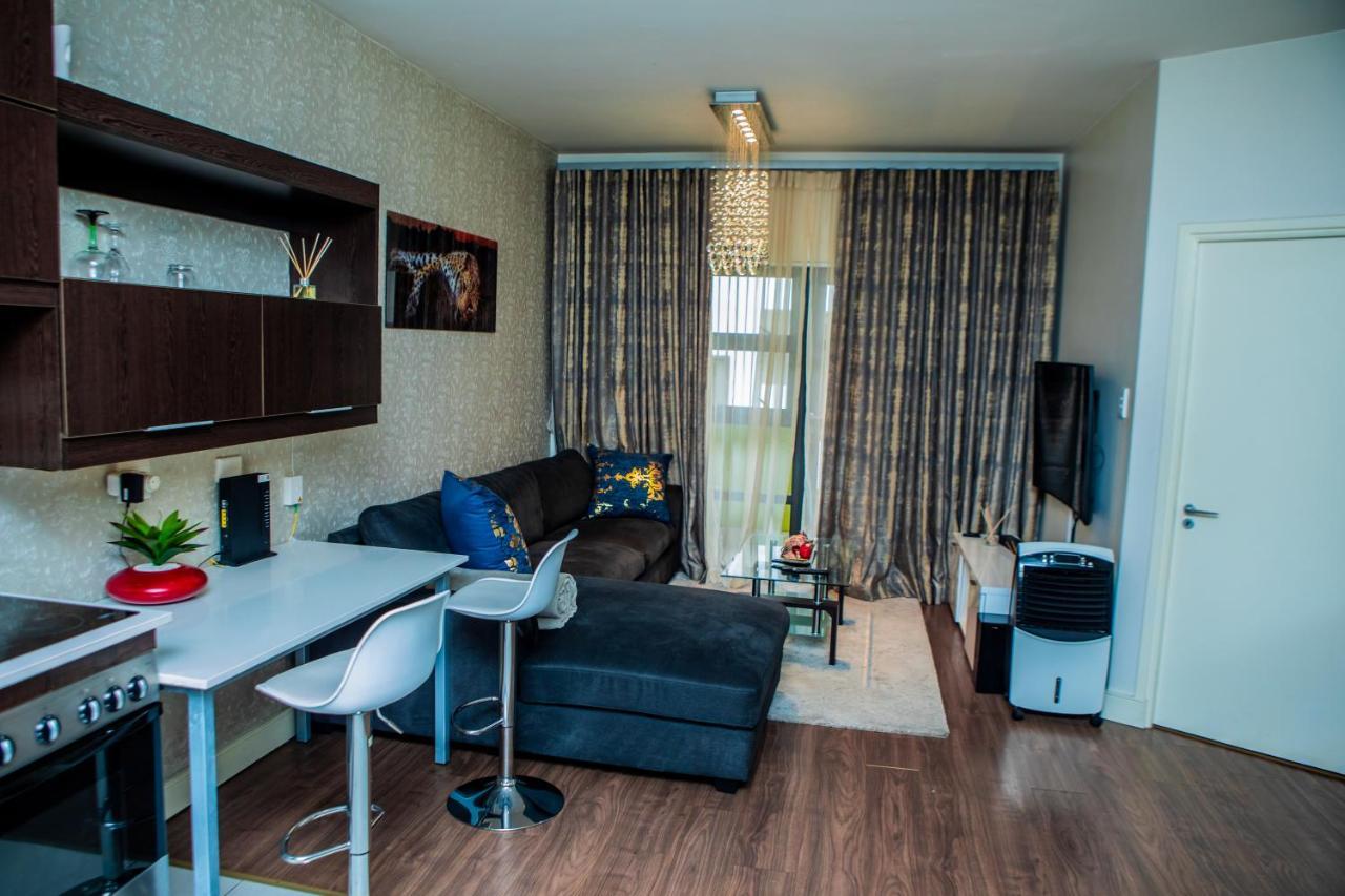 The Green Pillar Apartment