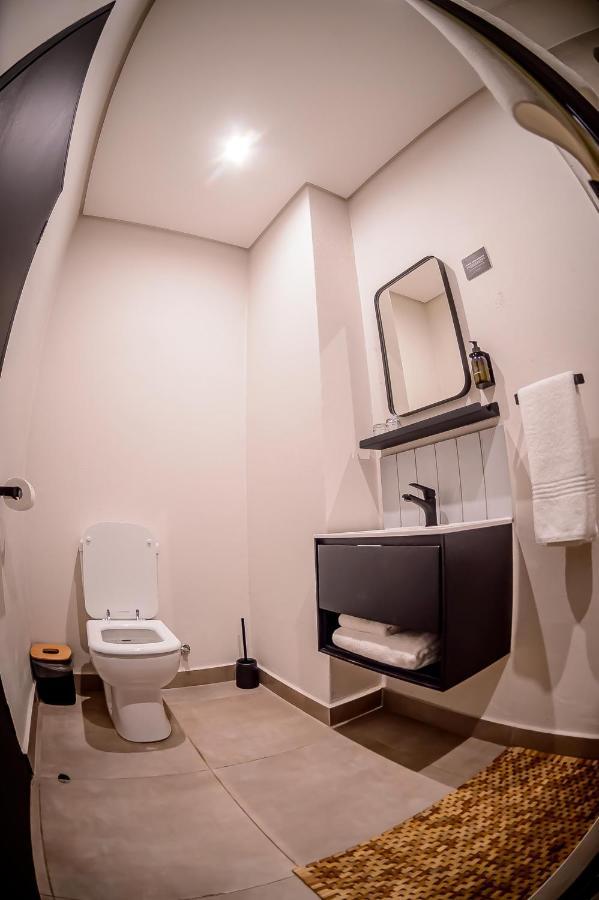 Blackbrick Sandton One Hotel *