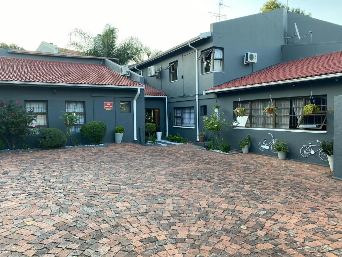 Marion * Johannesburg