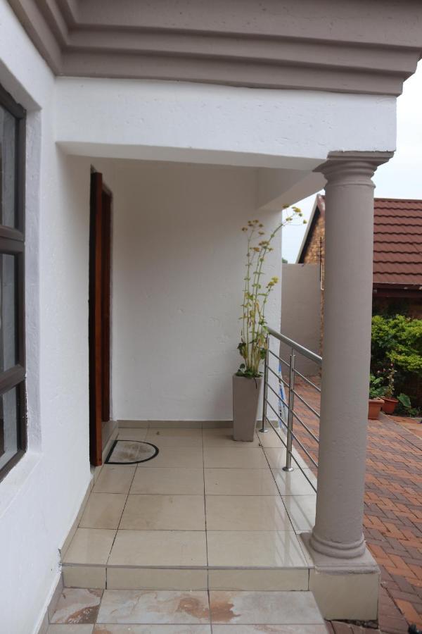 Guest house Tlelakufuma *