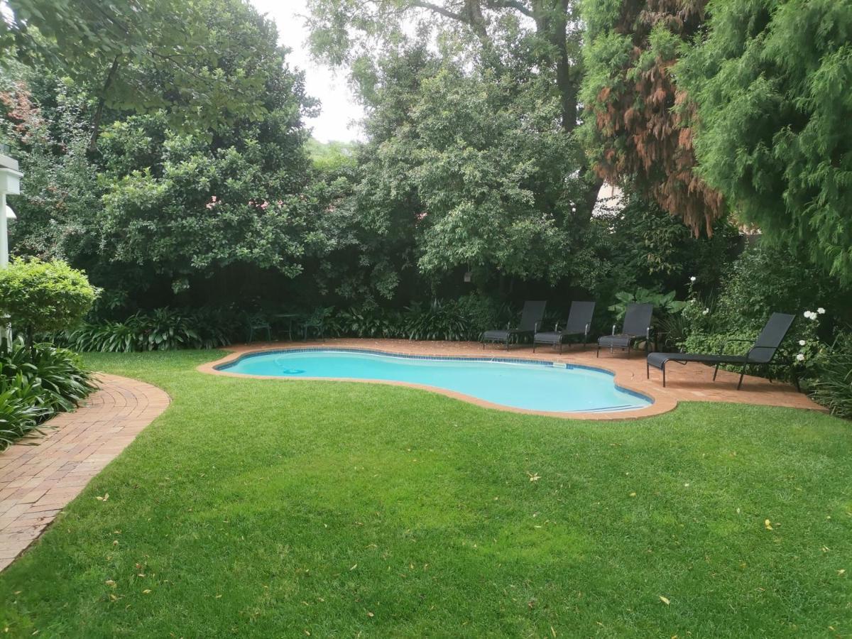 Rosebank By Claires