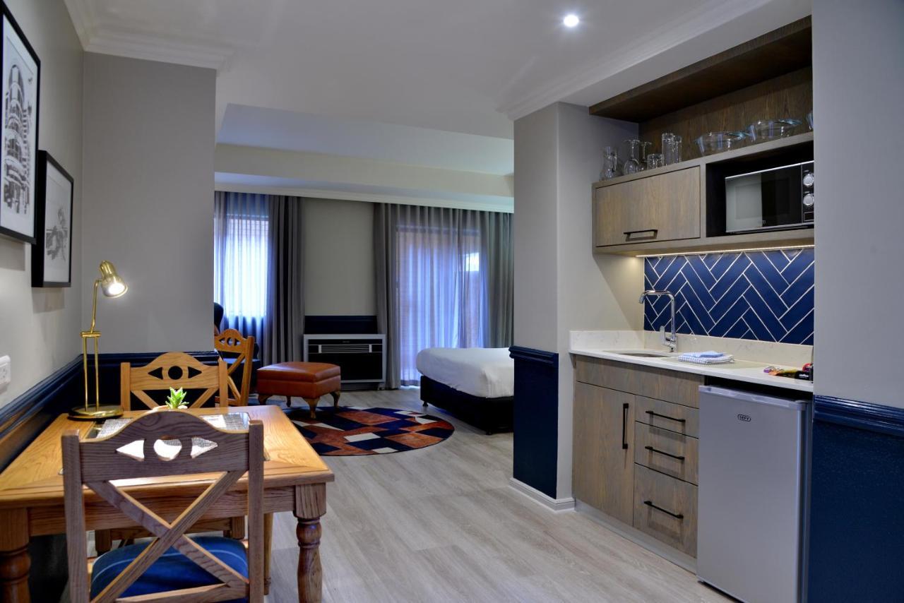 Hotel Courtyard Rosebank
