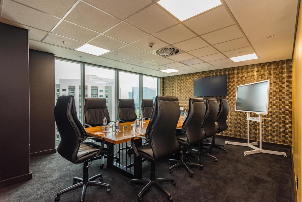 Khách sạn Sky Sandton 3*