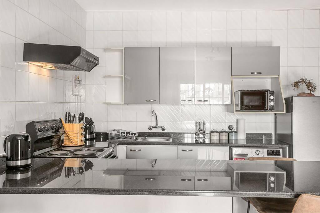 Antibes In West Road South Sandton Apartment