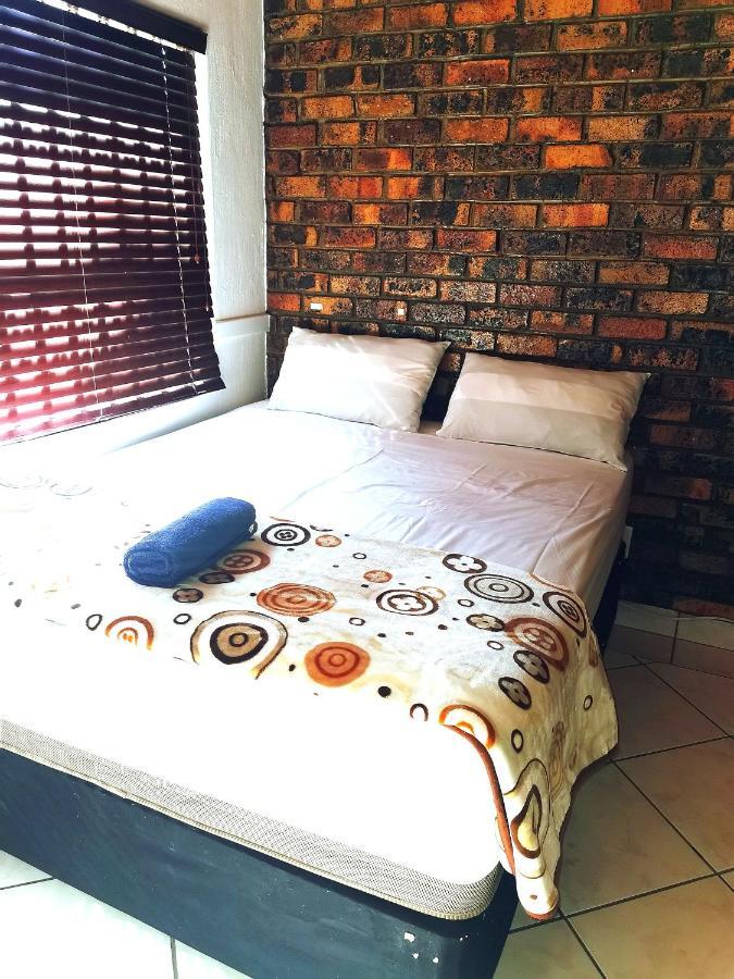 Guest house 497 On West Ave *