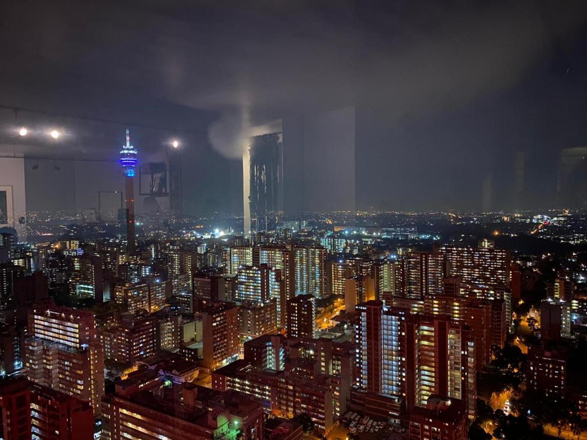 Views Apartment