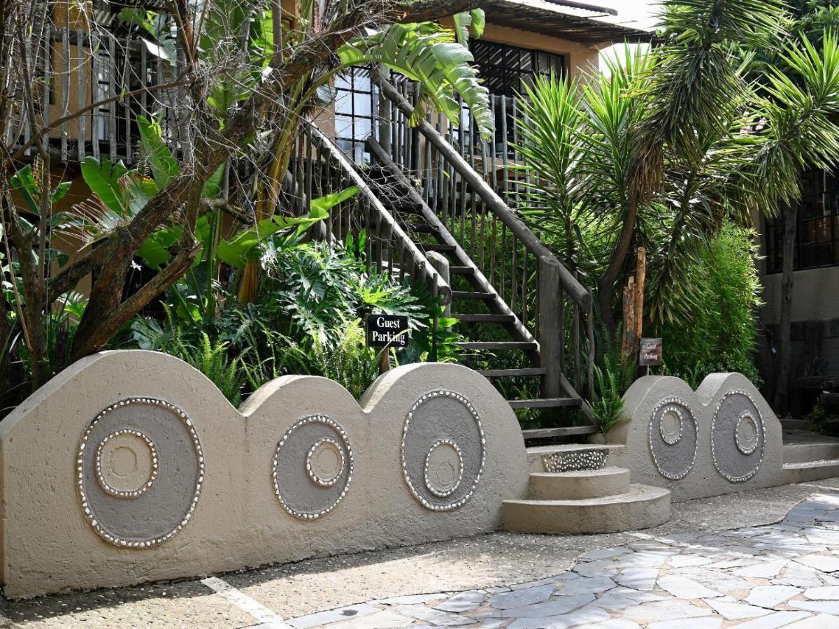 Kulanga Bed & Breakfast 4*