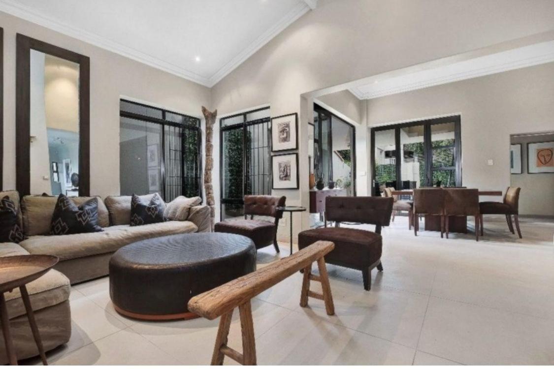 Apartment 13 Sandown Valley, Sandton *