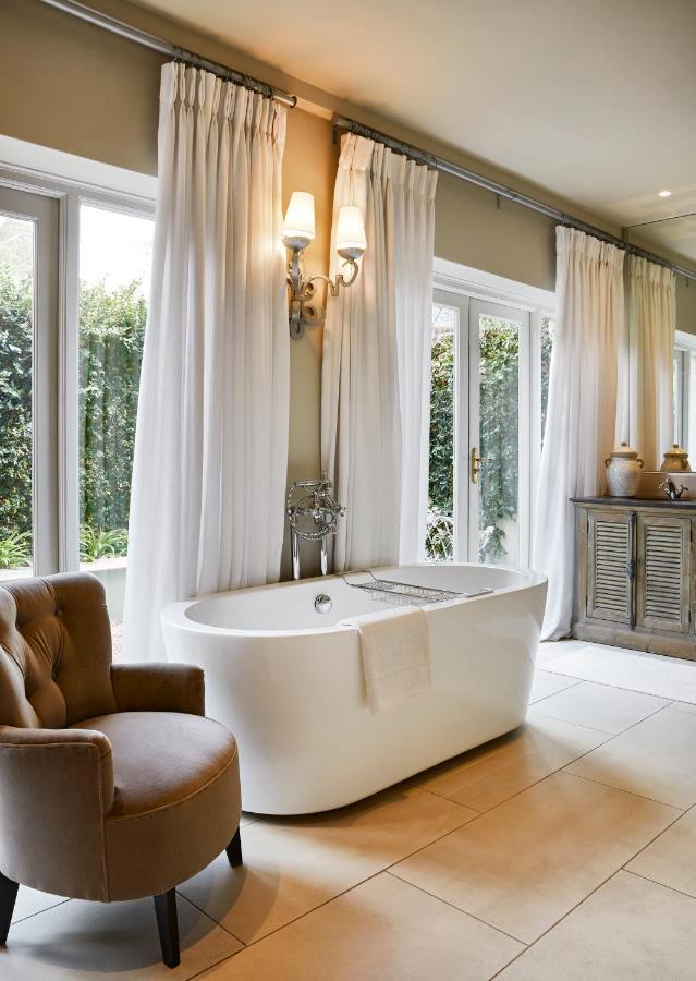 Hoeveld House Hotel 5*