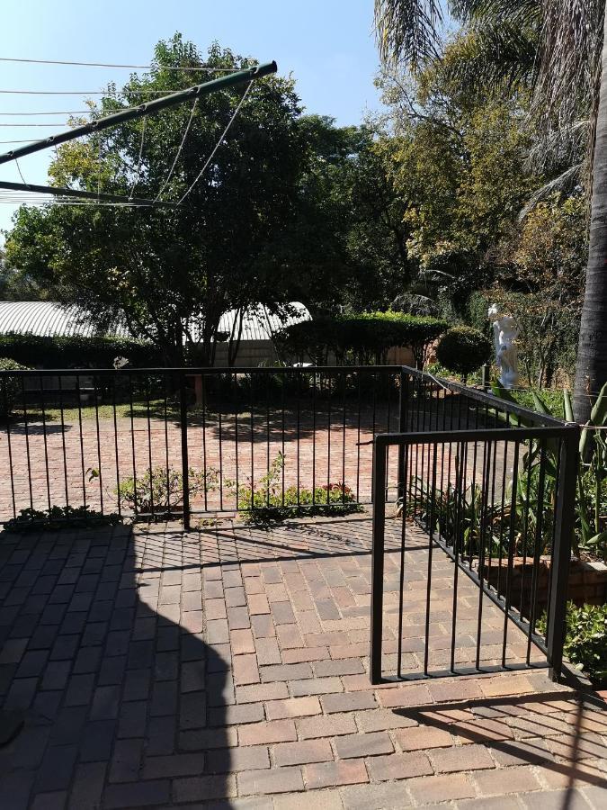 497 On West Ave Johannesburg