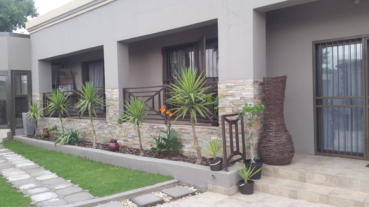 Missm & Johannesburg