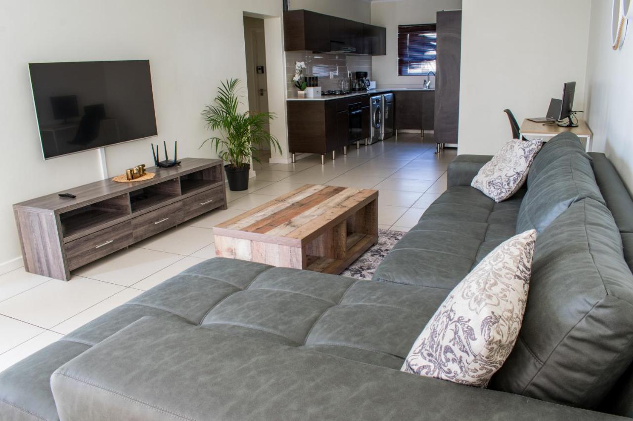 Royal Xtian Greenstone Ridge * Johannesburg